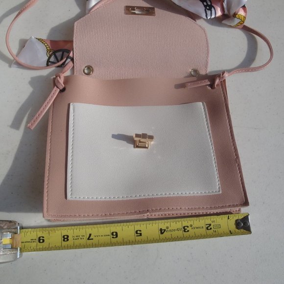 Adorable Soft Pink and White Crossbody bag with Scarf...great for phone and keys - Picture 3 of 6